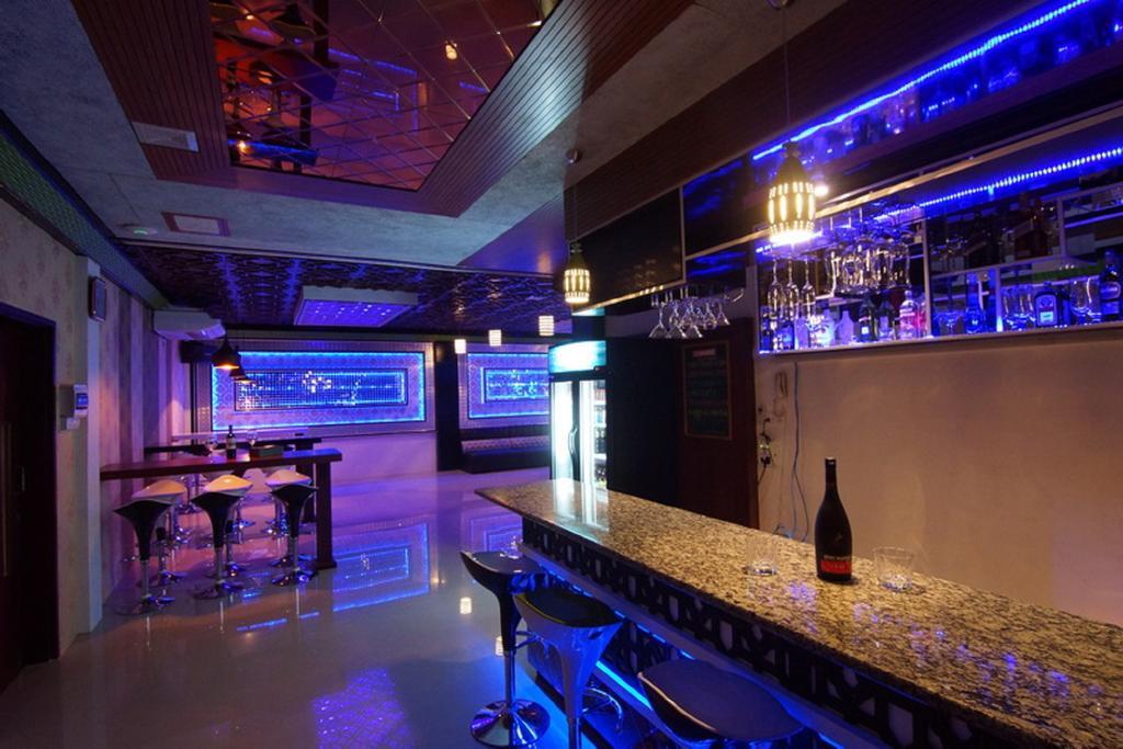 Perfect Hotel Mandalay Luaran gambar