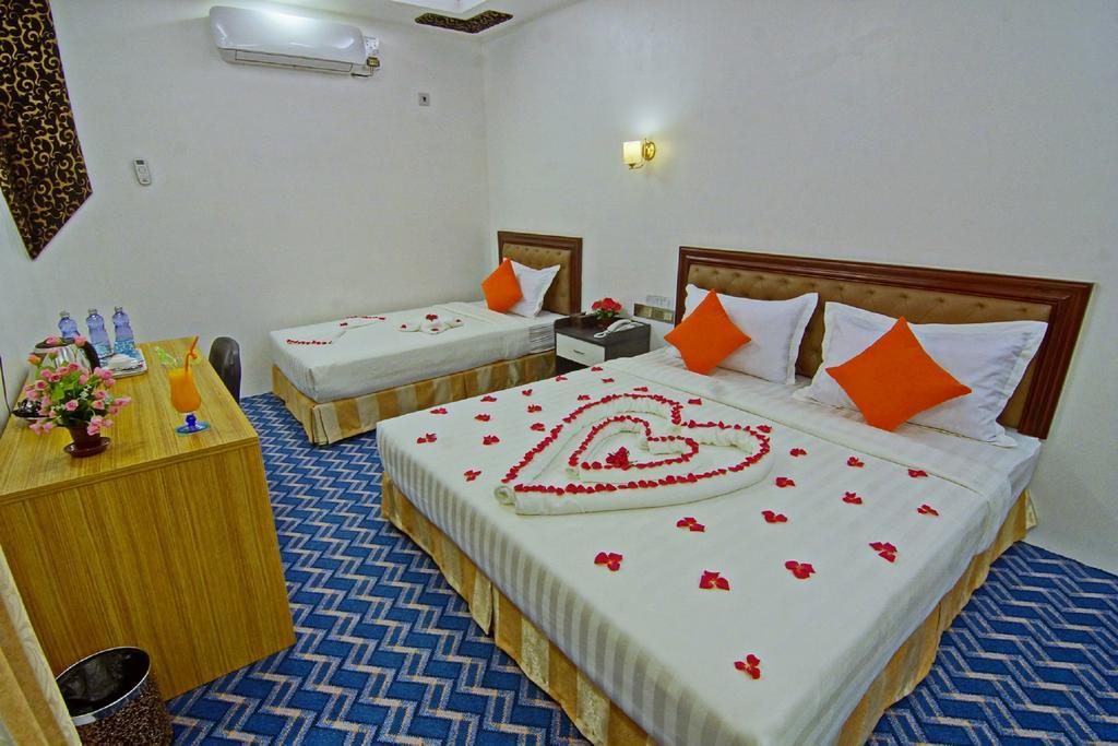 Perfect Hotel Mandalay Luaran gambar