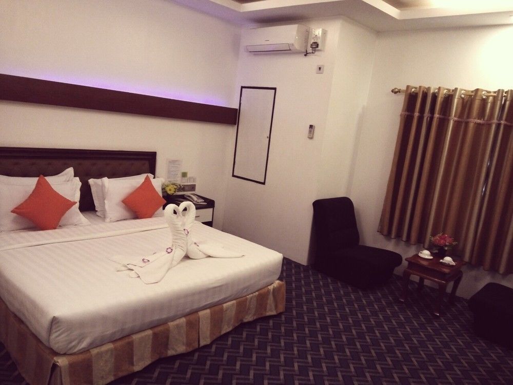 Perfect Hotel Mandalay Luaran gambar